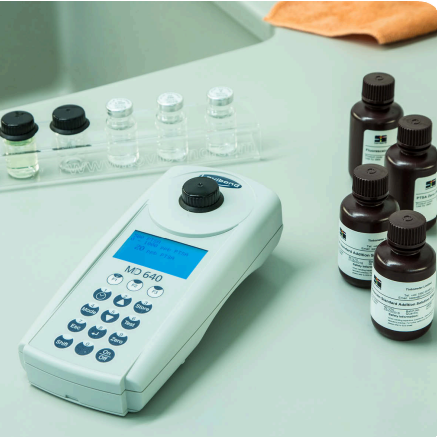 MD 640 Photometer